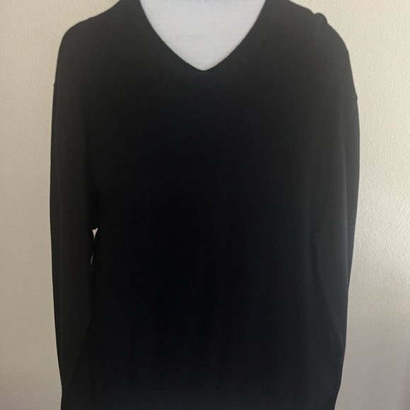 Classic Black V-Neck Pullover Sweater sku016 - Picture 1 of 7